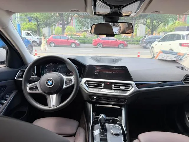 BMW 3 Series 2021 Segundo cambio 320Li M Conjunto deportivo exterior foto 6