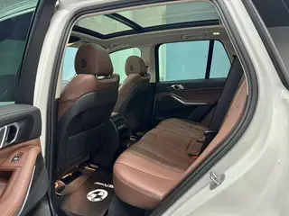 BMW X5 2020 xDrive40i M Conjunto deportivo exterior foto 5
