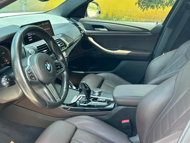 BMW X4 2020 xDrive25i Black Knight Edición limitada exterior foto 6