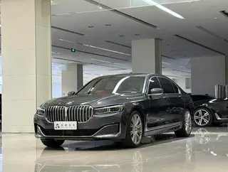 BMW 7 Series 2019 750Li xDrive V8 Luxury Set exterior photo 1 BMW 7 Series 2019 750Li xDrive V8 Luxury Set exterior photo 1