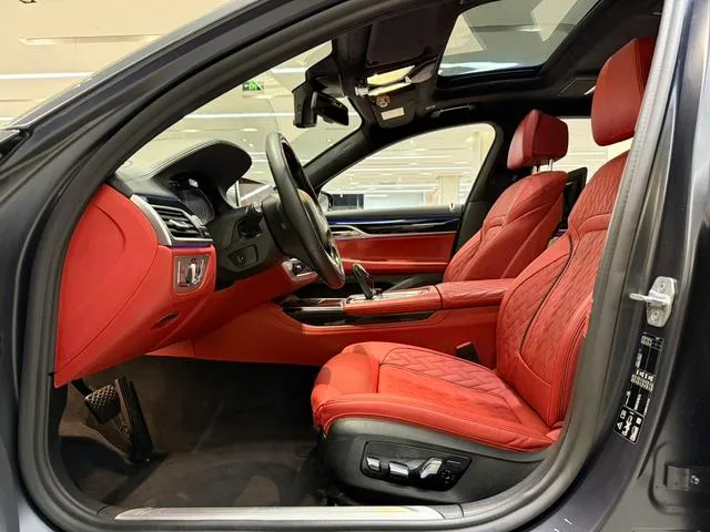 BMW 7 Series 2019 750Li xDrive V8 Luxury Set exterior photo 6 BMW 7 Series 2019 750Li xDrive V8 Luxury Set exterior photo 6
