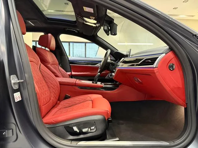BMW 7 Series 2019 750Li xDrive V8 Luxury Set exterior photo 8 BMW 7 Series 2019 750Li xDrive V8 Luxury Set exterior photo 8