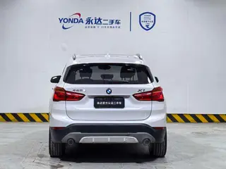 BMW X1 2016 xDrive20Li De lujo exterior foto 2