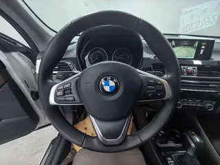 BMW X1 2016 xDrive20Li De lujo interior foto 8