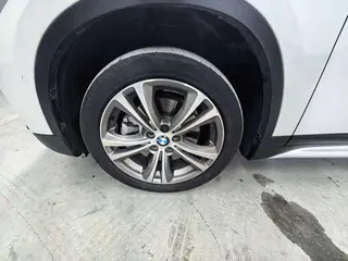 BMW X1 2016 xDrive20Li De lujo interior foto 13