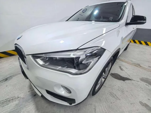 BMW X1 2016 xDrive20Li De lujo interior foto 14