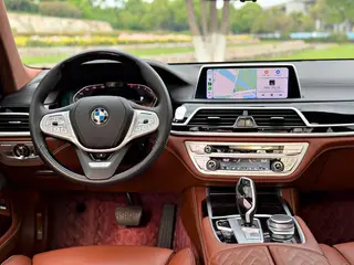 BMW 7 Series 2019 Restyling 740Li xDrive Administrative Luxury Set exterior photo 8