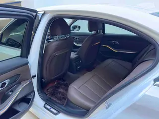 BMW 3 Series 2023 320Li M Sports suit interior photo 13