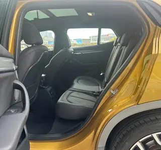 BMW X2 2019 sDrive25i Tipo de lujo M Traje todoterreno País VI interior foto 17