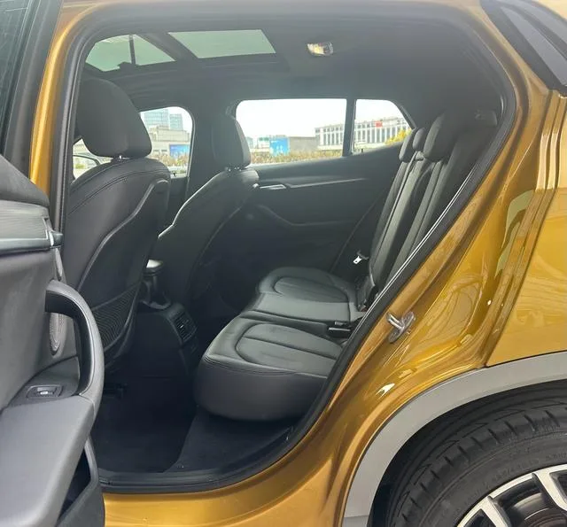 BMW X2 2019 sDrive25i Tipo de lujo M Traje todoterreno País VI interior foto 17