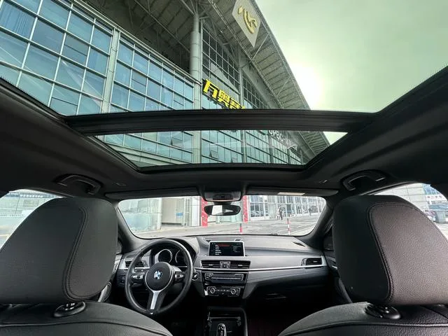 BMW X2 2019 sDrive25i Tipo de lujo M Traje todoterreno País VI interior foto 20