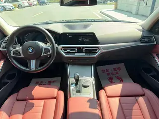BMW 3 Series 2020 330i M Traje nocturno deportivo Yao interior foto 10
