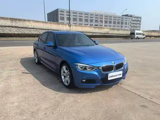BMW 3 Series 2019 320i M Sports suit exterior photo 3