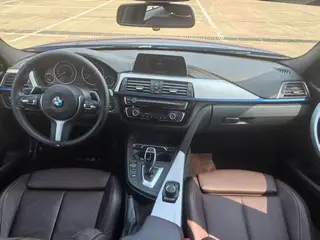 BMW 3 Series 2019 320i M Sports suit interior photo 7