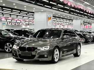 BMW 3 Series 2018 320i M Ensemble de sport