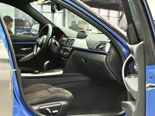 BMW 3 Series 2018 320i M Sports suit exterior photo 9