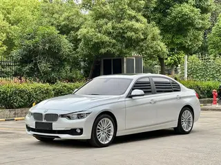 BMW 3 Series 2018 320Li Style tendance