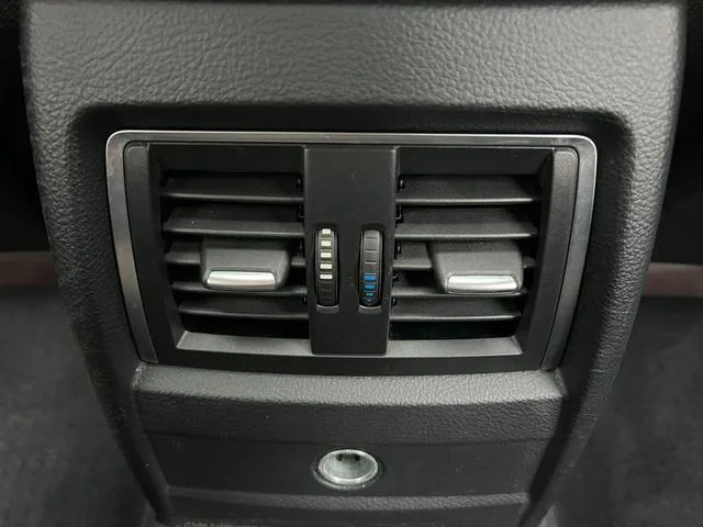 BMW 3 Series 2018 320Li Estilo de moda interior foto 11
