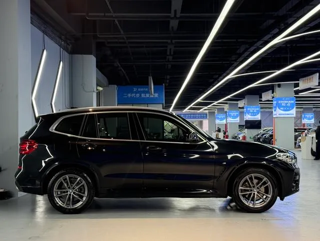 BMW X3 2020 xDrive25i M Sports suit exterior photo 4