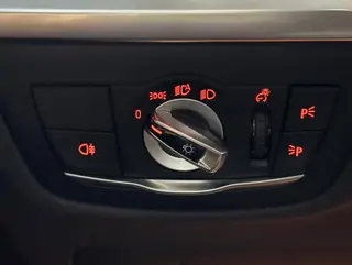 BMW X3 2020 xDrive25i M Sports suit interior photo 13