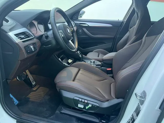 BMW X2 2022 xDrive25i Edición Yaoye interior foto 11