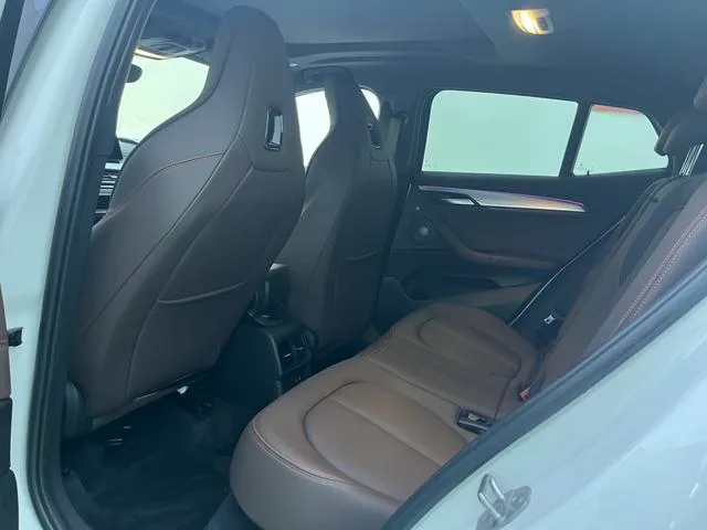 BMW X2 2022 xDrive25i Edición Yaoye interior foto 16