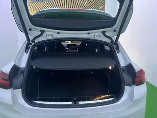 BMW X2 2022 xDrive25i Edición Yaoye interior foto 18