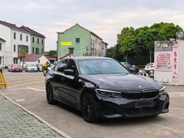 BMW 3 Series 2020 Reforma 325i M Traje nocturno deportivo Yao exterior foto 3