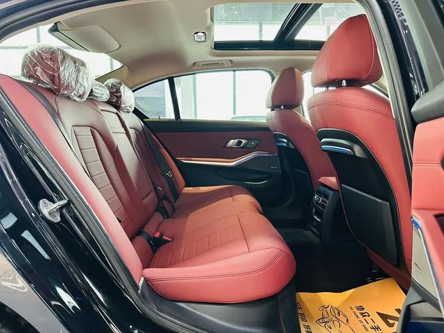 BMW 3 Series 2021 Restyling 325Li M Sports Night Suit interior photo 19