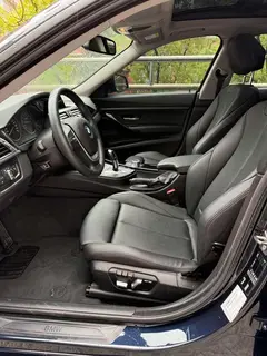 BMW 3 Series GT 2019 320i Fashionable interior photo 14