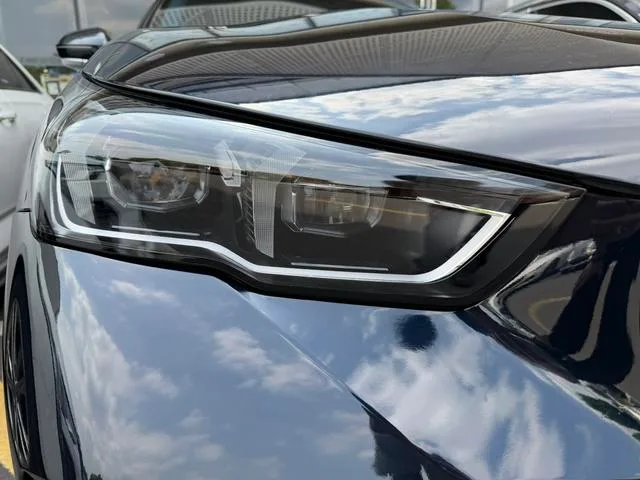 BMW 5 Series 2025 525Li M Sports suit exterior photo 4