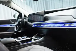 BMW 7 Series 2023 735Li Luxury Set exterior photo 5