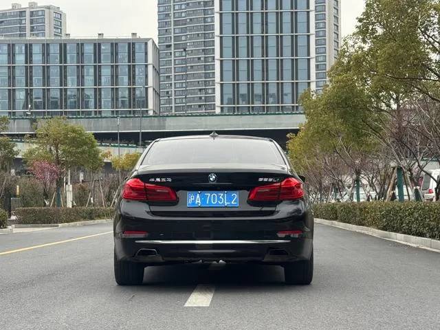 BMW 5 Series 2019 Mise à jour 525Li Ensemble de luxe extérieur photo 5