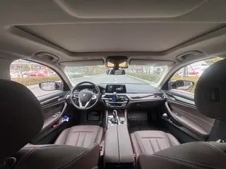 BMW 5 Series 2019 Mise à jour 525Li Ensemble de luxe intérieur photo 10