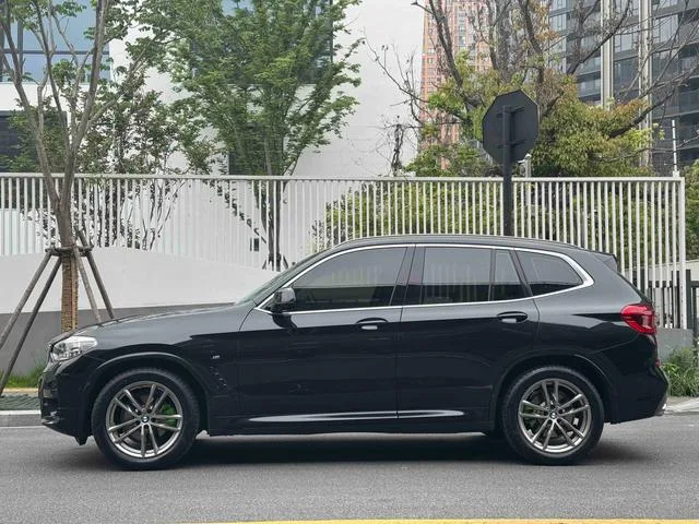 BMW X3 2020 xDrive28i M Sports suit exterior photo 3