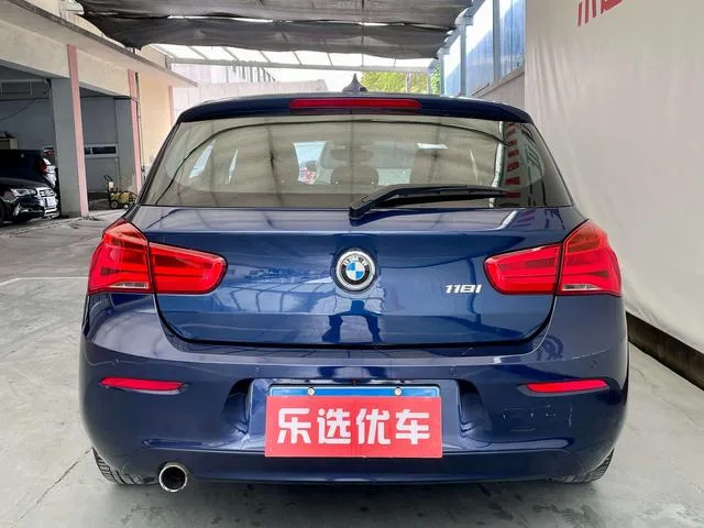 BMW 1 Series (Imported) 2018 118i Leading Type exterior photo 4 BMW 1 Series (Imported) 2018 118i Leading Type exterior photo 4