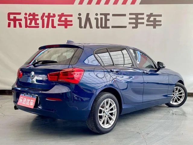 BMW 1 Series (Imported) 2018 118i Leading Type exterior photo 5 BMW 1 Series (Imported) 2018 118i Leading Type exterior photo 5