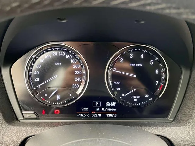 BMW 1 Series (Imported) 2018 118i Leading Type interior photo 13 BMW 1 Series (Imported) 2018 118i Leading Type interior photo 13