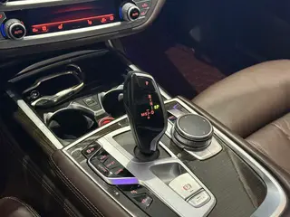 BMW 7 Series 2019 730Li Luxury Set exterior photo 9