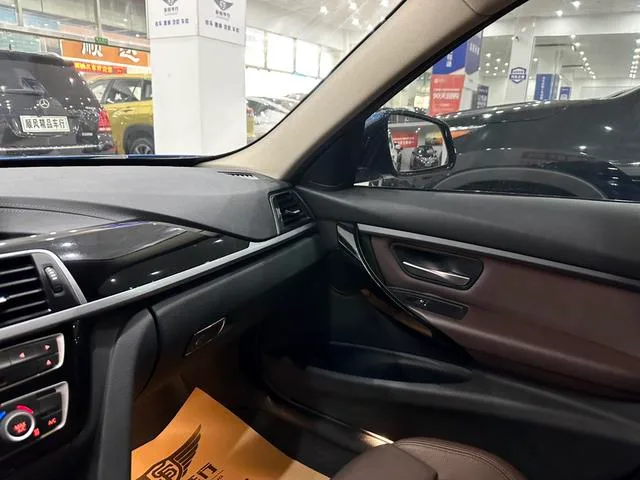 BMW 3 Series 2019 320Li M Ensemble de sport intérieur photo 17