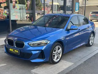 BMW 1 Series 2020 120i M Sports suit exterior photo 1