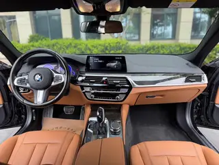 BMW 5 Series 2019 530Li xDrive M Sports suit exterior photo 5 BMW 5 Series 2019 530Li xDrive M Sports suit exterior photo 5