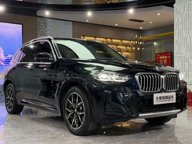 BMW X3 2022 xDrive25i M Sports suit exterior photo 3 BMW X3 2022 xDrive25i M Sports suit exterior photo 3