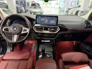 BMW X3 2022 xDrive25i M Sports suit interior photo 10 BMW X3 2022 xDrive25i M Sports suit interior photo 10