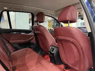 BMW X3 2022 xDrive25i M Sports suit interior photo 12 BMW X3 2022 xDrive25i M Sports suit interior photo 12