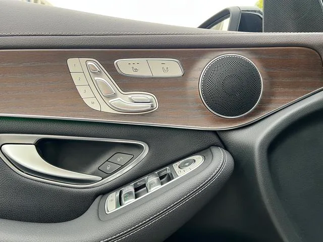 Mercedes-Benz GLC 2022 GLC 300 L 4MATIC Dinámico exterior foto 6