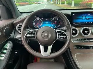 Mercedes-Benz GLC 2022 GLC 300 L 4MATIC Dinámico interior foto 11