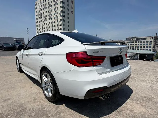 BMW 3 Series GT 2018 320i M Sportif extérieur photo 6 BMW 3 Series GT 2018 320i M Sportif extérieur photo 6