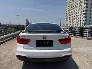 BMW 3 Series GT 2018 320i M Sportif extérieur photo 7 BMW 3 Series GT 2018 320i M Sportif extérieur photo 7