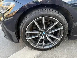BMW 3 Series 2020 320Li M Sports suit exterior photo 4